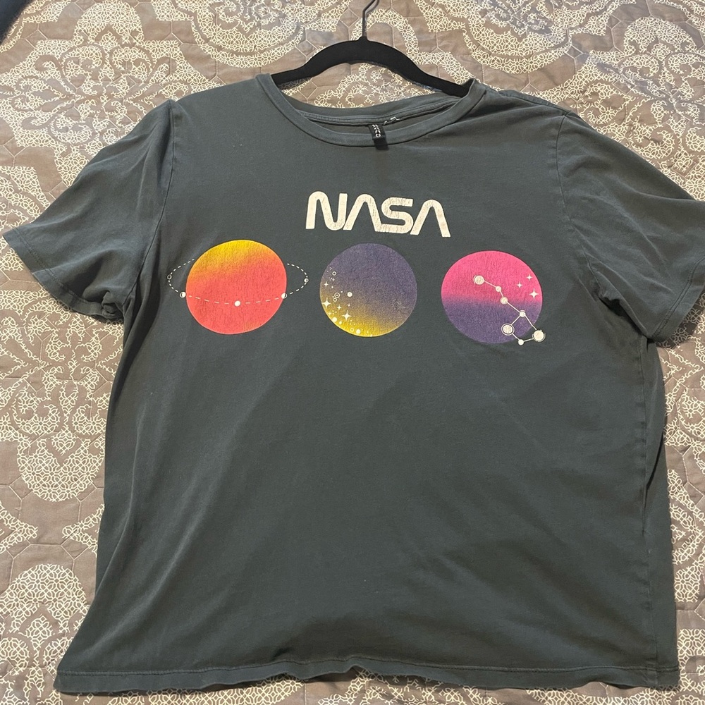 H&M Divided Dark Gray T-Shirt